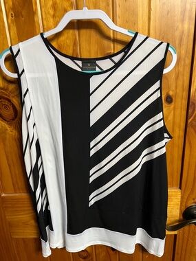 Worthington Plus Size Black & White Sleeveless Tunic